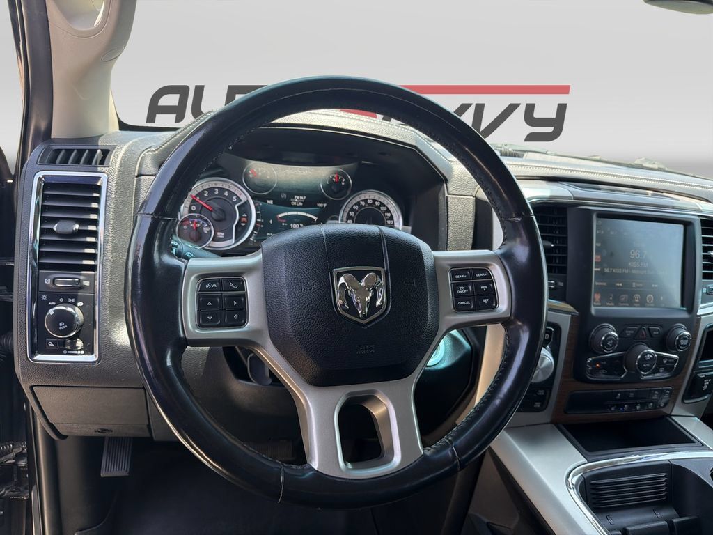 Used 2017 RAM 1500 Laramie w/ Convenience Group AWD/4WD image 12