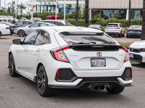 Used 2018 Honda Civic Sport image 13
