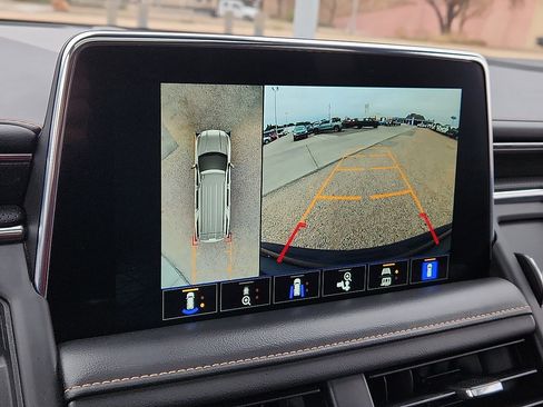 Used 2023 GMC Yukon AT4 w/ AT4 Premium Plus Package image 8