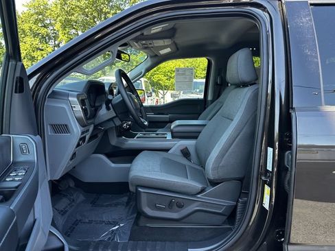 Certified 2024 Ford F150 XLT w/ Equipment Group 302A MID AWD/4WD image 19