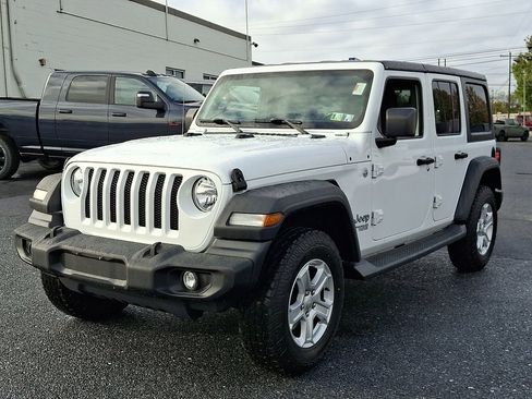 Used 2020 Jeep Wrangler Unlimited Sport S image 3
