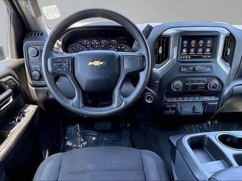 Used 2024 Chevrolet Silverado 2500 Custom w/ Custom Value Package AWD/4WD image 5