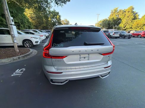 Used 2024 Volvo XC60 B5 Core w/ Protection Package Premier AWD/4WD image 14
