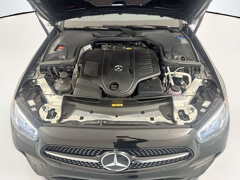 Used 2023 Mercedes-Benz E 450 4MATIC Sedan image 30
