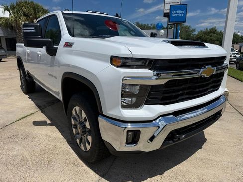 New 2026 Chevrolet Silverado 2500 LT AWD/4WD image 6