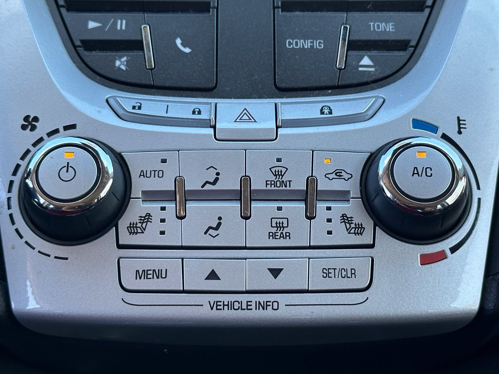 Used 2012 Chevrolet Equinox LT FWD image 16