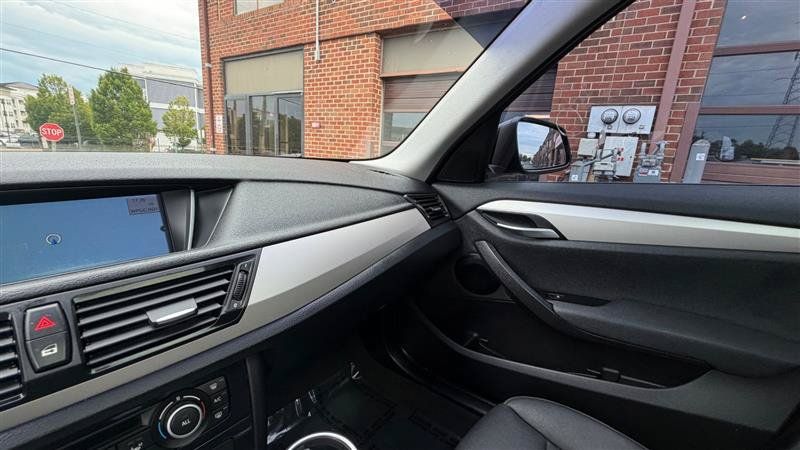Used 2015 BMW X1 sDrive28i RWD image 38