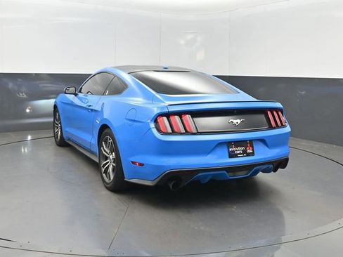 Used 2017 Ford Mustang Premium RWD image 3