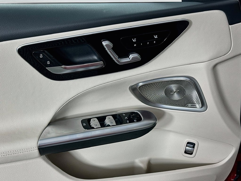 Certified 2026 Mercedes-Benz C 300 Sedan image 18