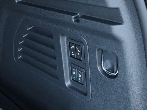 New 2026 Buick Enclave Sport Touring image 10