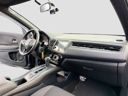 Used 2022 Honda HR-V Sport image 5