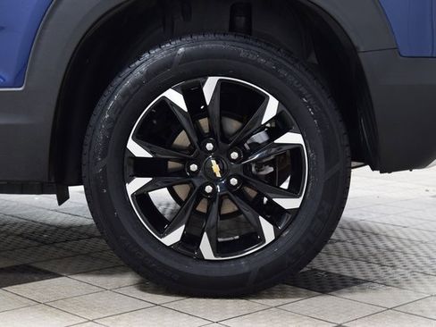 Used 2023 Chevrolet TrailBlazer LT w/ Convenience Package image 25