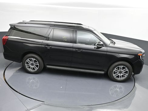 Used 2025 Ford Expedition Max Active image 37