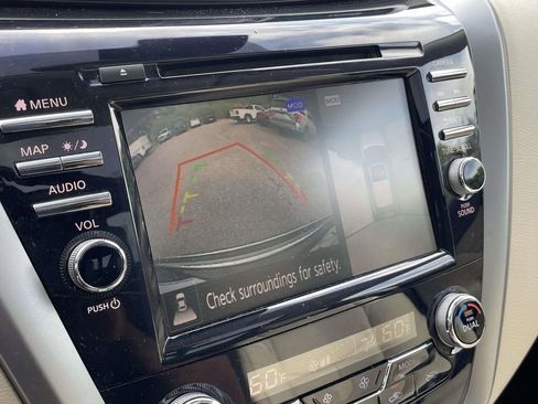 Used 2024 Nissan Murano SL FWD image 25