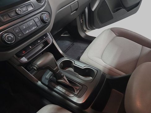 Used 2020 Chevrolet Colorado W/T w/ WT Convenience Package image 25