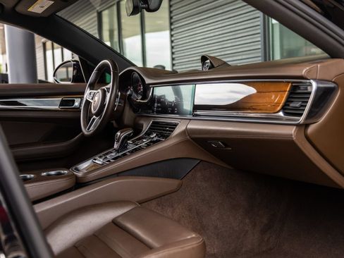 Certified 2018 Porsche Panamera 4S AWD/4WD image 46