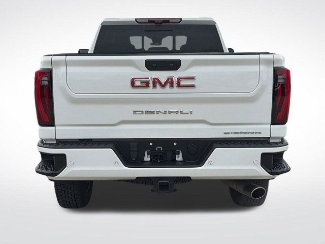 Used 2025 GMC Sierra 2500 Denali w/ Denali Reserve Package AWD/4WD image 5