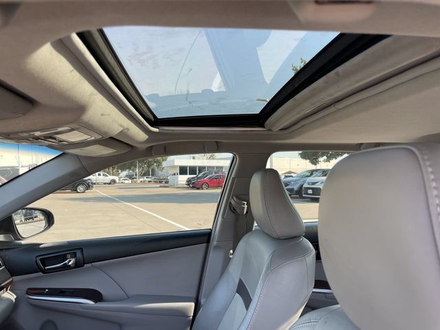 Used 2012 Toyota Camry XLE FWD image 23