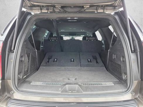 Used 2021 Chevrolet Tahoe RST RWD image 6