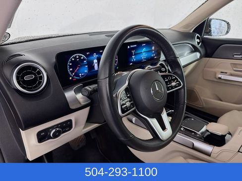 Used 2022 Mercedes-Benz GLB 250 image 11