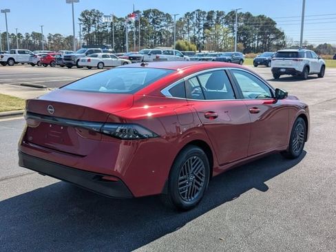 New 2026 Nissan Sentra SV w/ SV Convenience Package FWD image 3
