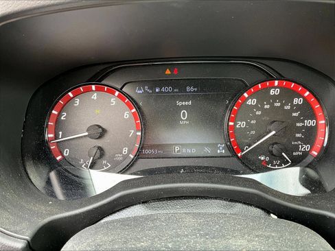 Certified 2025 Nissan Frontier PRO-4X w/ Pro Convenience Package AWD/4WD image 4