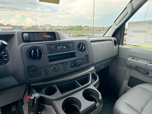 New 2025 Ford E-350 and Econoline 350 Super Duty w/ Power Equipment Group RWD image 18