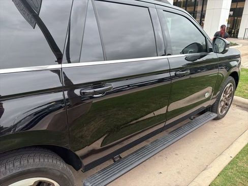 Used 2025 Ford Expedition Max King Ranch image 21