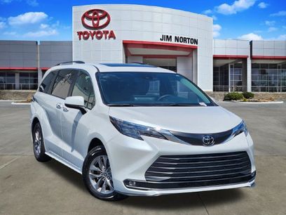 Used 2026 Toyota Sienna XLE