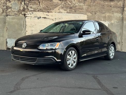 Used 2012 Volkswagen Jetta SE FWD image 8