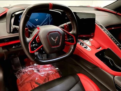 Used 2023 Chevrolet Corvette Stingray Preferred Cpe w/ Z51 Performance Package RWD image 6