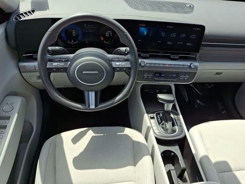 Used 2024 Hyundai Kona SEL FWD image 10