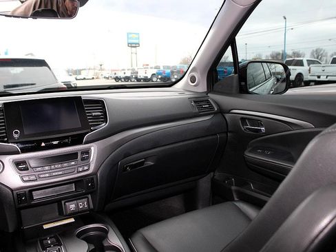 Used 2023 Honda Ridgeline RTL-E image 34