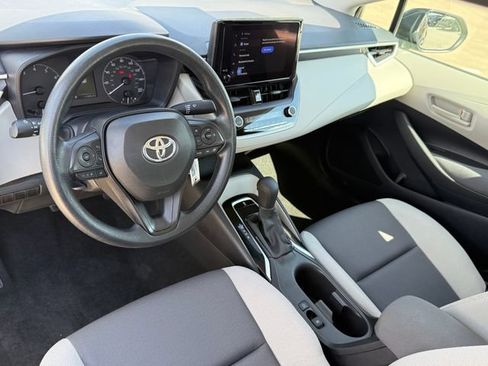 Used 2024 Toyota Corolla LE FWD image 8