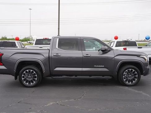 Used 2024 Toyota Tundra Limited w/ Power Package AWD/4WD image 5