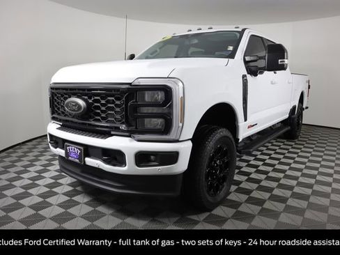 Used 2025 Ford F250 Lariat w/ Lariat Ultimate Package image 8