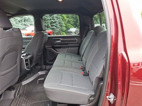 Certified 2022 RAM 1500 Big Horn AWD/4WD image 11