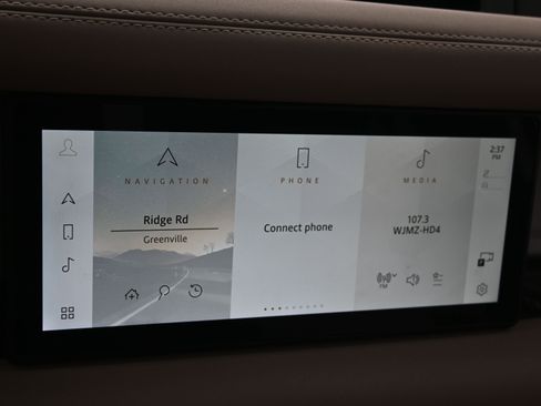 Used 2024 Land Rover Defender 90 X-Dynamic SE image 14