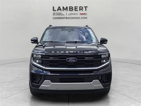 Used 2025 Ford Expedition Platinum AWD/4WD image 8