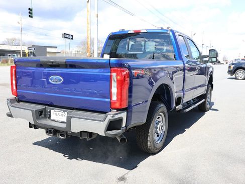 New 2026 Ford F250 XL w/ FX4 Off-Road Package image 7