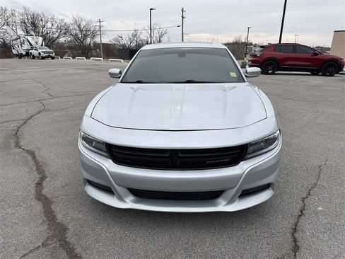Used 2021 Dodge Charger SXT w/ Leather Interior Group image 7