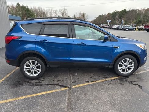 Used 2019 Ford Escape SEL image 7