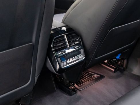 Used 2024 BMW iX xDrive50 w/ Convenience Package image 17