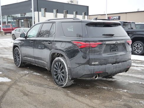 Used 2023 Chevrolet Traverse RS image 6