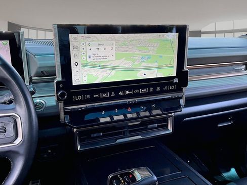 Used 2024 GMC Hummer EV 3X w/ LPO, Illumination Package AWD/4WD image 6
