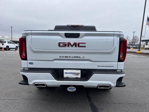 New 2026 GMC Sierra 1500 Denali w/ Technology Package AWD/4WD image 9