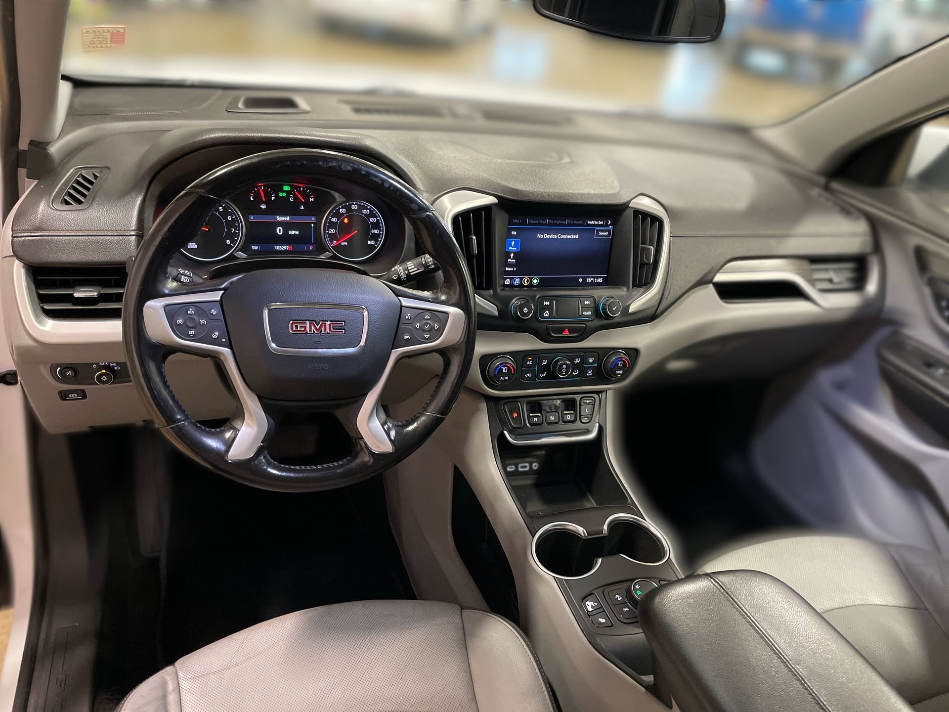 Used 2020 GMC Terrain SLT w/ Preferred Package FWD image 17