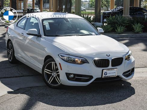 Used 2017 BMW 230i Coupe image 1