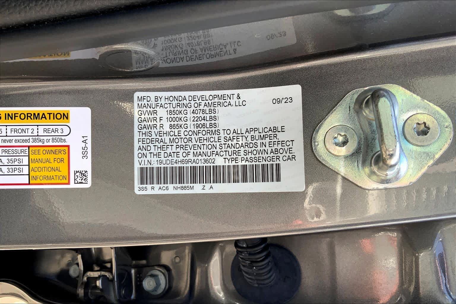 Used 2024 Acura Integra A-Spec w/ Technology Package FWD image 36