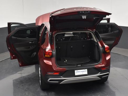 Used 2024 Buick Encore GX Preferred FWD image 7